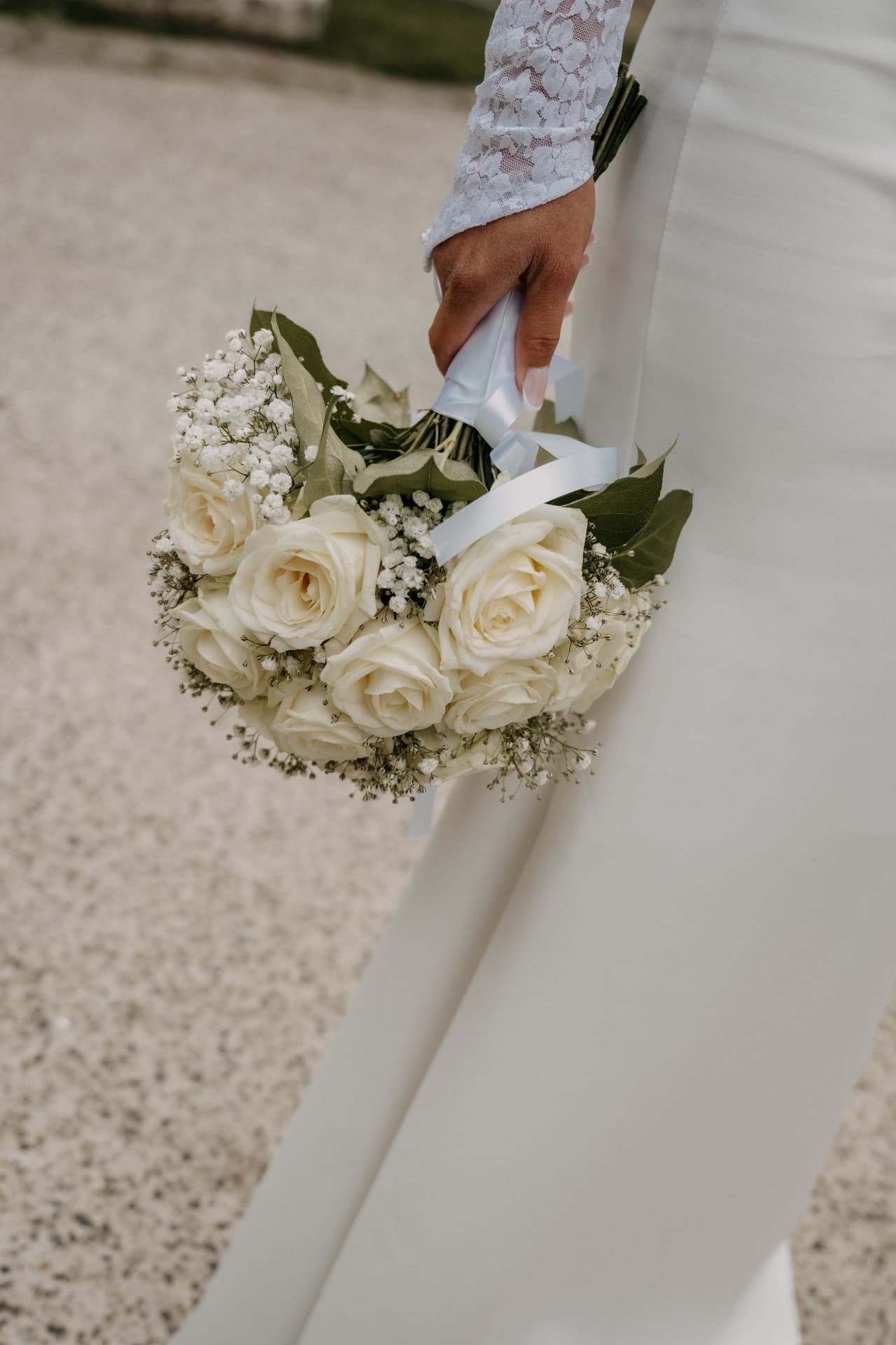 Bouquet de roses blanches